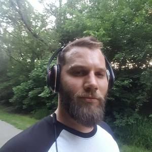 Meet your Posher, Eric